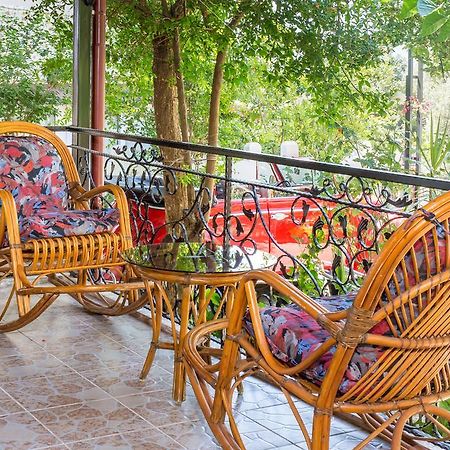 Zakkum Pansiyon Kaş Exteriör bild